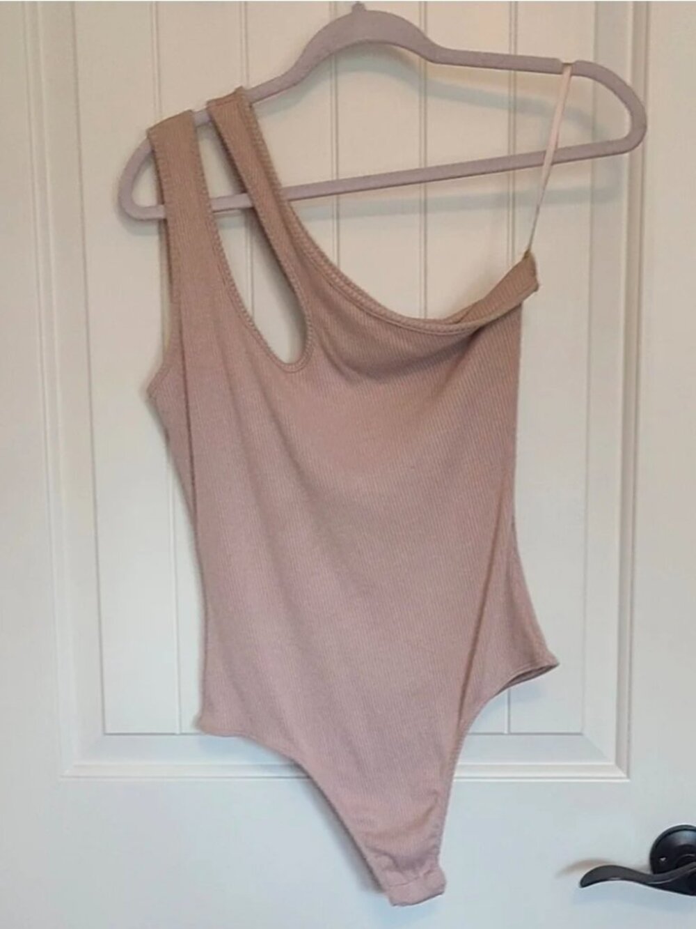 Jluxlabel Jediah Keyhole Bodysuit - Picture 2 of 2
